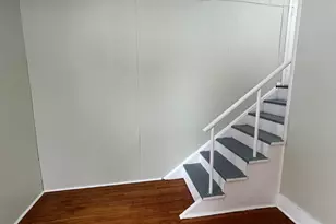 402 W Main St, Warren, IL 61087 - Photo 9