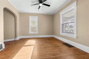 502 Pearl St, Rockford, IL 61104 - Photo 5