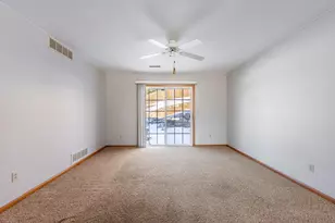 6538 Timberleaf Ct, Loves Park, IL 61111 - Photo 7