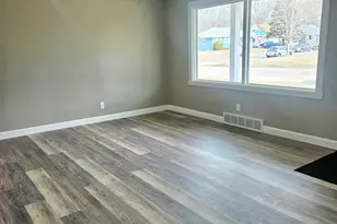 3216 N Winnebago St, Rockford, IL 61103 - Photo 3
