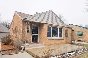 5006 Arlington St, Loves Park, IL 61111 - Photo 1