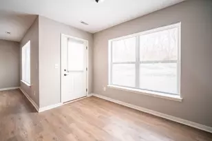 5616 Jackie's Dr, Loves Park, IL 61111 - Photo 5