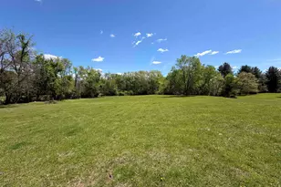 104 Lost Ln, Savanna, IL 61074 - Photo 1