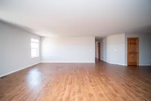 1710 Parkside Dr, Belvidere, IL 61008 - Photo 3