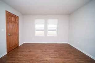 1710 Parkside Dr, Belvidere, IL 61008 - Photo 9