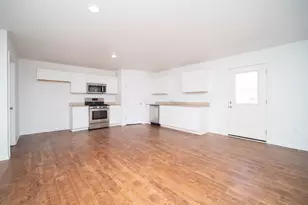 2958 Huntington Dr, Belvidere, IL 61008 - Photo 3