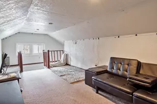 2207 7th St, Rockford, IL 61104 - Photo 25