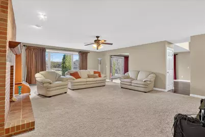 8306 E Crockett Road, Roscoe, IL 61073 - Photo 23