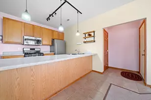 410 Pine White Rd, Roscoe, IL 61073 - Photo 11