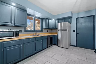 6466 Thorncrest Drive, Rockford, IL 61109 - Photo 11