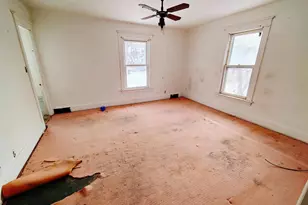 1020 S Oak Ave, Freeport, IL 61032 - Photo 15