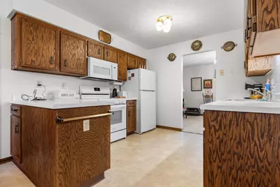 1872 S Trainer Road, Rockford, IL 61108 - Photo 7