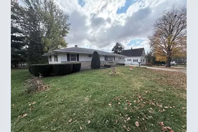 214 Long Street, Warren, IL 61087 - Photo 1