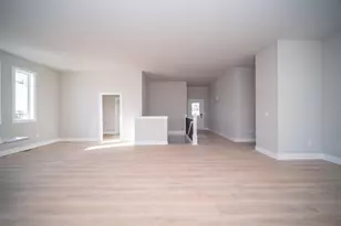 15200 Yellowstone Dr, South Beloit, IL 61080 - Photo 3