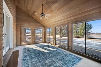 10562 Town Hall Road, Belvidere, IL 61008 - Photo 17