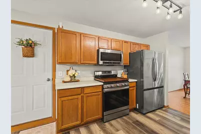 1305 Willowbrook Drive, Belvidere, IL 61008 - Photo 9