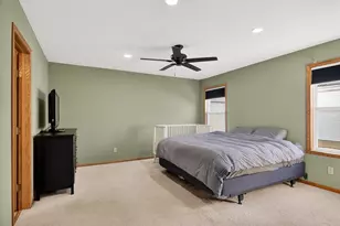 12909 Springhill Dr, Winnebago, IL 61088 - Photo 27