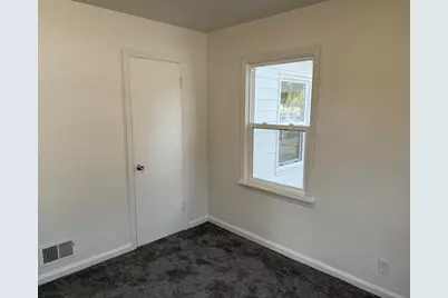 2122 N Church Street, Rockford, IL 61103 - Photo 11