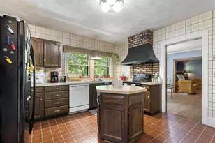 224 N Prospect St, Rockford, IL 61107 - Photo 5