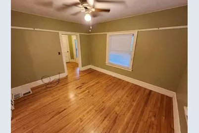 210 N London Avenue, Rockford, IL 61107 - Photo 5