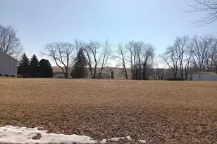 757 Gainsboro Rd, Lake Summerset, IL 61019 - Photo 1