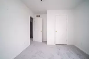 646 Cassandra Way, South Beloit, IL 61080 - Photo 13