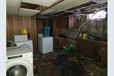 1442 S Blackhawk Avenue, Freeport, IL 61032 - Photo 21