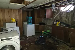 1442 S Blackhawk Ave, Freeport, IL 61032 - Photo 21