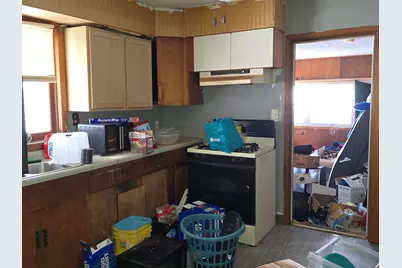 1442 S Blackhawk Avenue, Freeport, IL 61032 - Photo 15