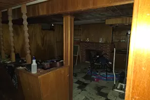 1442 S Blackhawk Ave, Freeport, IL 61032 - Photo 9