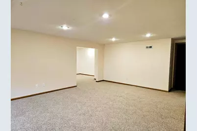 4143 Brookwood Drive, Loves Park, IL 61111 - Photo 15