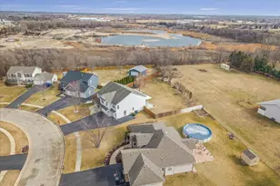 4593 Woodcrest Ln, Roscoe, IL 61073 - Photo 57