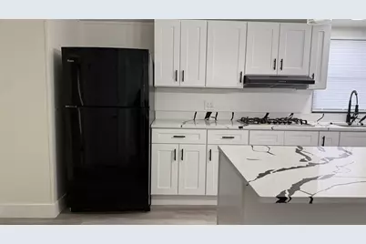 23 Pleasant Lane, Freeport, IL 61032 - Photo 9