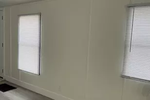 23 Pleasant Ln, Freeport, IL 61032 - Photo 3