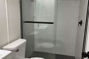 23 Pleasant Ln, Freeport, IL 61032 - Photo 5