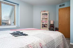 887 S Bell School, Rockford, IL 61108 - Photo 33