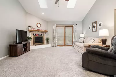 887 S Bell School #ROAD, Rockford, IL 61108 - Photo 13