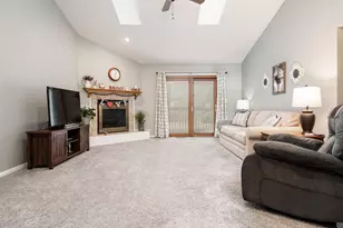 887 S Bell School, Rockford, IL 61108 - Photo 13