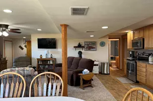 633 Park View St, Pecatonica, IL 61063 - Photo 35