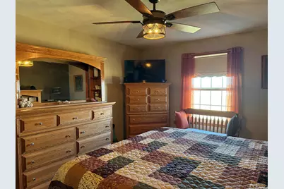 633 Park View Street, Pecatonica, IL 61063 - Photo 11