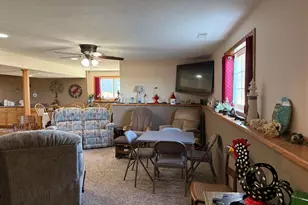 633 Park View St, Pecatonica, IL 61063 - Photo 41