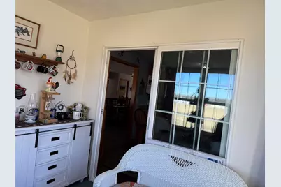 633 Park View Street, Pecatonica, IL 61063 - Photo 9