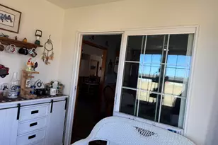 633 Park View St, Pecatonica, IL 61063 - Photo 9