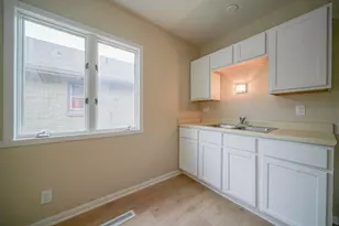 1428 North Ave, Rockford, IL 61103 - Photo 9