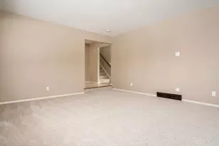 6747 Lynnhurst Ln, Roscoe, IL 61073 - Photo 19