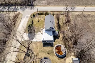 908 Hunter Rd, Caledonia, IL 61011 - Photo 59