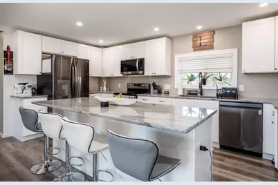 908 Hunter Road, Caledonia, IL 61011 - Photo 11