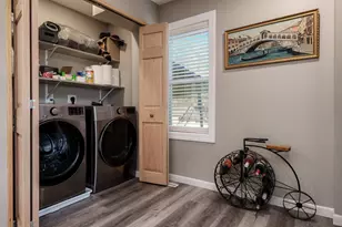 908 Hunter Rd, Caledonia, IL 61011 - Photo 15