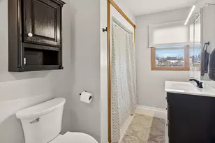 8056 W State St, Rockford, IL 61102 - Photo 19