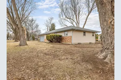 8420 Bobolink Drive, Machesney Park, IL 61115 - Photo 7